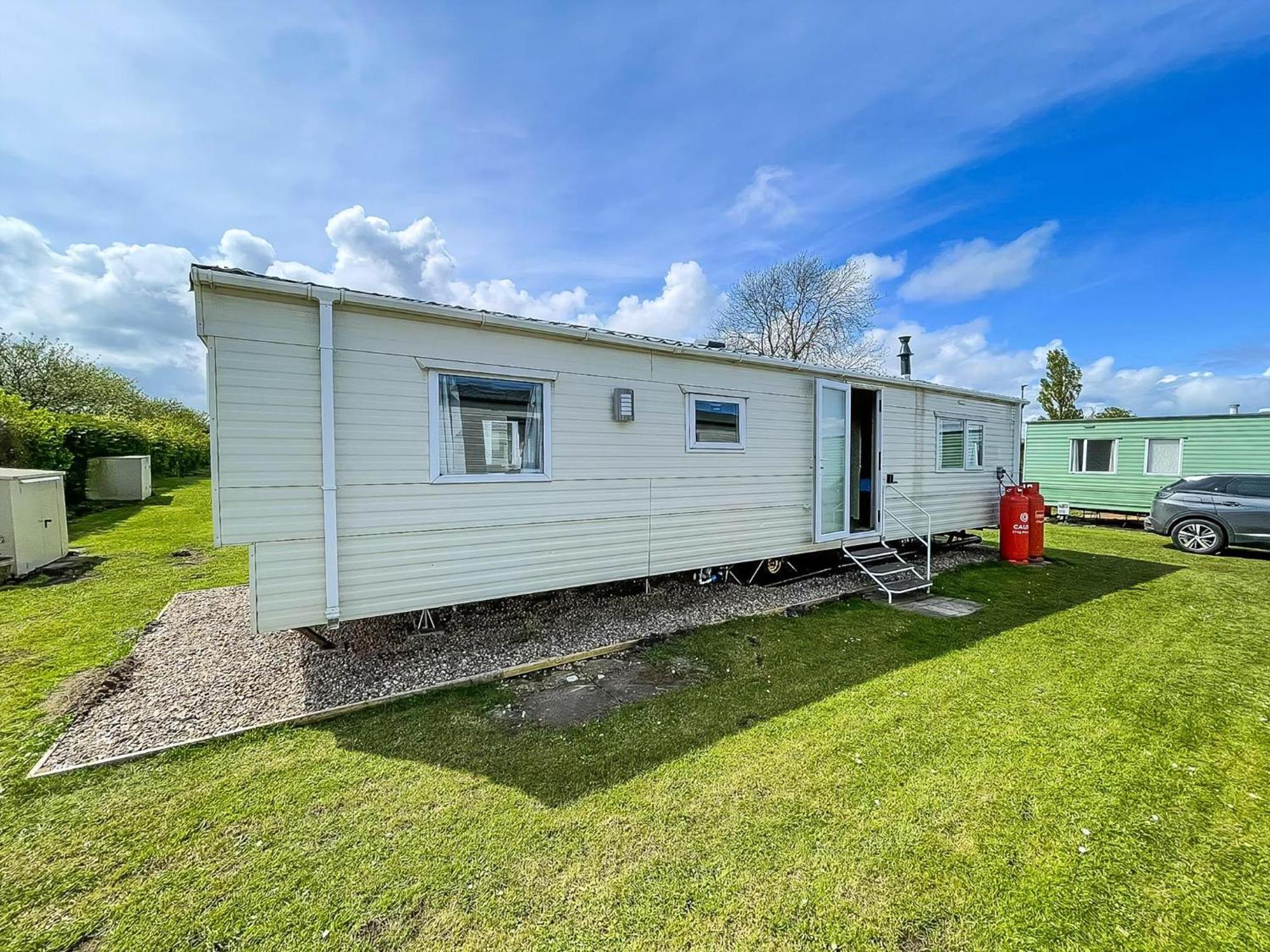 Lovely 6 Berth Caravan At Sunnydale Holiday Park Ref 35375S Louth  Exteriör bild
