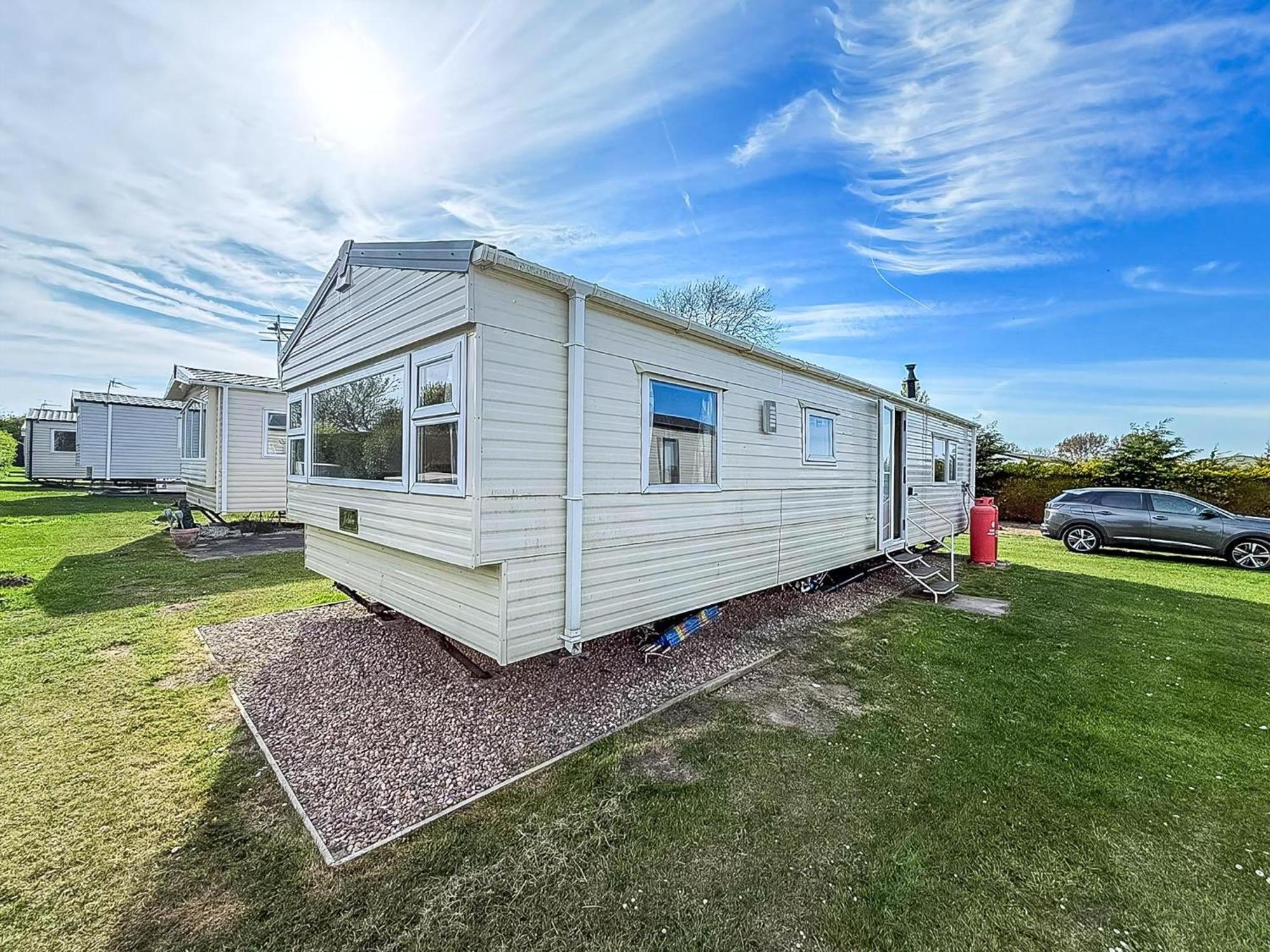 Lovely 6 Berth Caravan At Sunnydale Holiday Park Ref 35375S Louth  Exteriör bild